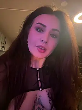 Snapshot of Kristyoff chatting on 04-05-26, 07:55 Kristyoff online show from 04-05-26, 07:55