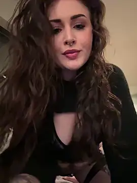 Snapshot of Kristyoff chatting on 04-20-26, 07:59 Kristyoff online show from 04-20-26, 07:59
