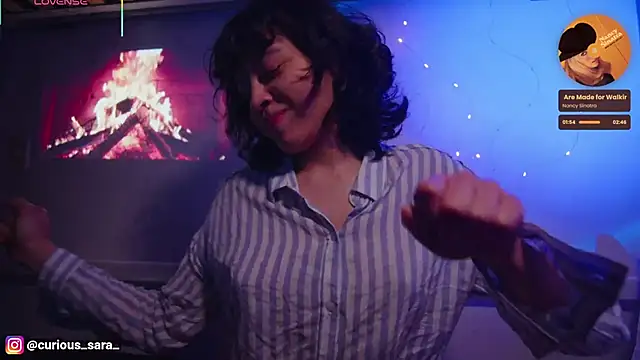 Snapshot of _curiouskitten_ chatting on 10-05-25, 04:11 curiouskitten online show from 10-05-25, 04:11