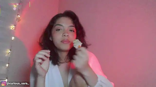 Snapshot of _curiouskitten_ chatting on 11-02-25, 02:47 curiouskitten online show from 11-02-25, 02:47