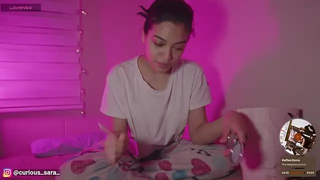 Snapshot of _curiouskitten_ chatting on 11-08-25, 04:01 curiouskitten online show from 11-08-25, 04:01