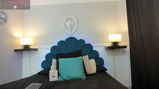 AllexJacob online show from 10-10-25, 01:10