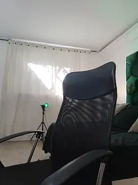 AllexJacob online show from 05-07-26, 01:16