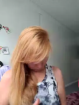 Snapshot of JenyJansi chatting on 09-24-25, 01:36 JenyJansi online show from 09-24-25, 01:36