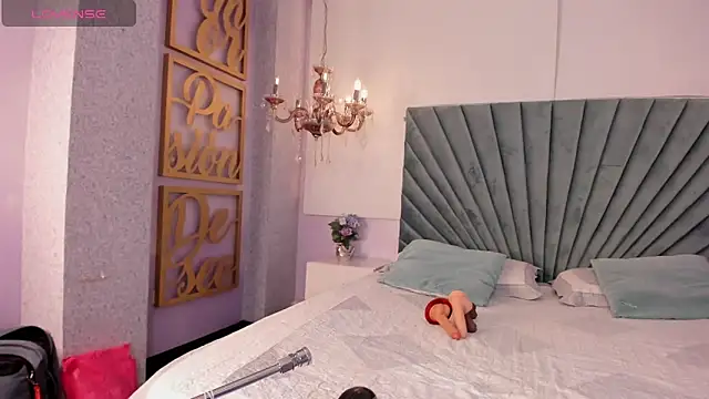 Elii cartter online show from 09-25-25, 09:51