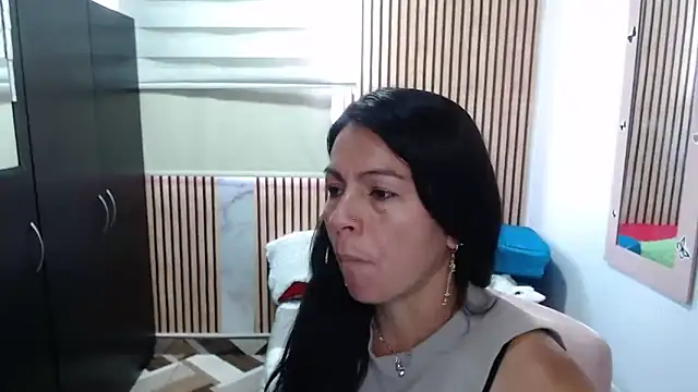 camilavargas  online show from 05-14-26, 04:25