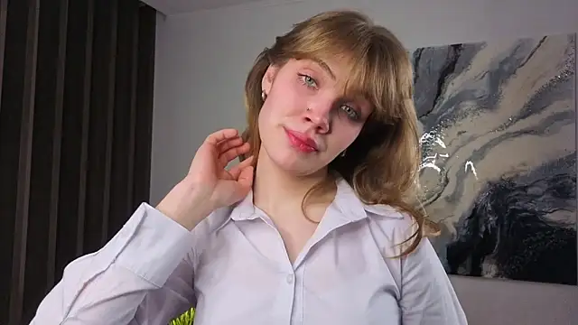 pienaple online show from 11-19-25, 04:12