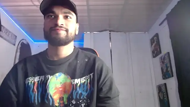 Snapshot of Chrys_harris77 chatting on 09-27-25, 07:08 Chrys harris77 online show from 09-27-25, 07:08