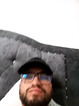 Snapshot of Chrys_harris77 chatting on 10-21-25, 09:26 Chrys harris77 online show from 10-21-25, 09:26