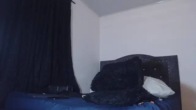 Snapshot of Chrys_harris77 chatting on 03-12-26, 06:19 Chrys harris77 online show from 03-12-26, 06:19