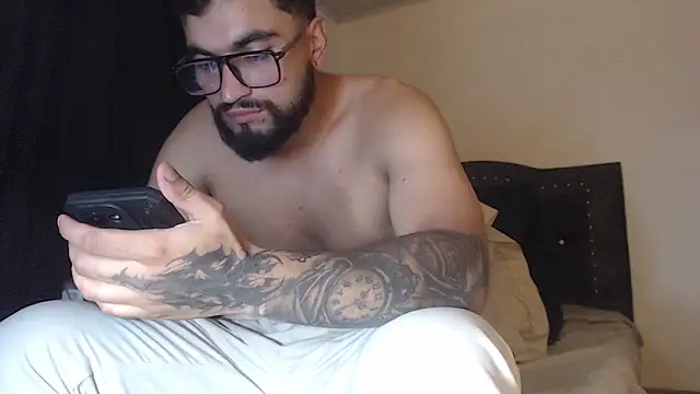 Snapshot of Chrys_harris77 chatting on 04-04-26, 12:31 Chrys harris77 online show from 04-04-26, 12:31