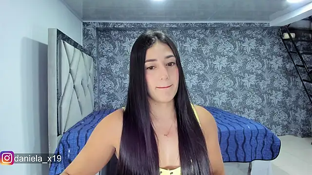 Daniela x19 online show from 04-29-26, 12:37
