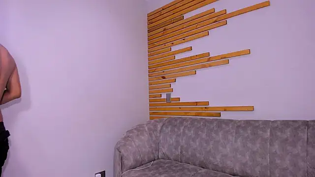 Snapshot of axel_vega chatting on 10-17-25, 07:49 axel vega online show from 10-17-25, 07:49