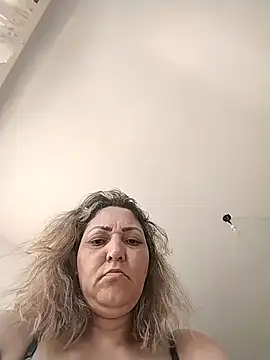 Lunita86 online show from 11-28-25, 10:29