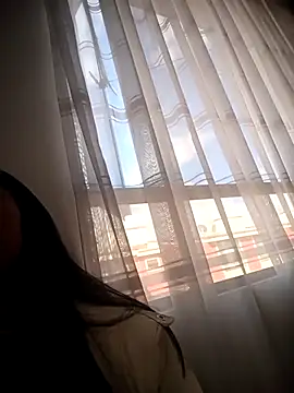 Snapshot of Violettabloom_ chatting on 10-02-25, 07:21 Violettabloom online show from 10-02-25, 07:21