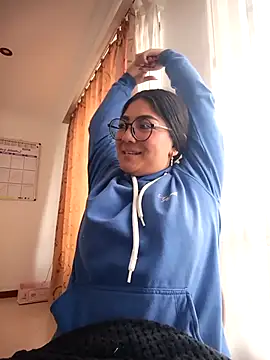 Snapshot of Violettabloom_ chatting on 10-08-25, 07:22 Violettabloom online show from 10-08-25, 07:22