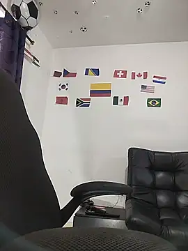LucyDiamonds1 online show from 06-27-26, 12:22