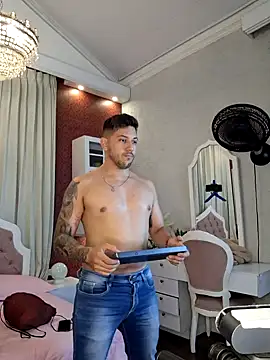 Snapshot of DomnGrey chatting on 09-20-25, 03:18 DomnGrey online show from 09-20-25, 03:18