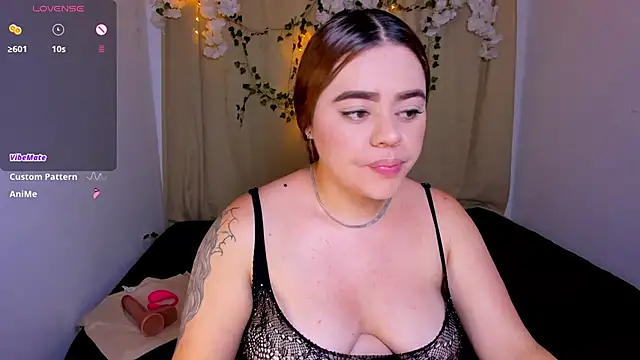 isabella arias2 online show from 05-21-26, 12:39