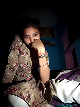 Snapshot of R_Roshni chatting on 10-15-25, 03:56 R Roshni online show from 10-15-25, 03:56