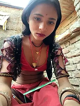 Snapshot of R_Roshni chatting on 03-18-26, 02:26 R Roshni online show from 03-18-26, 02:26