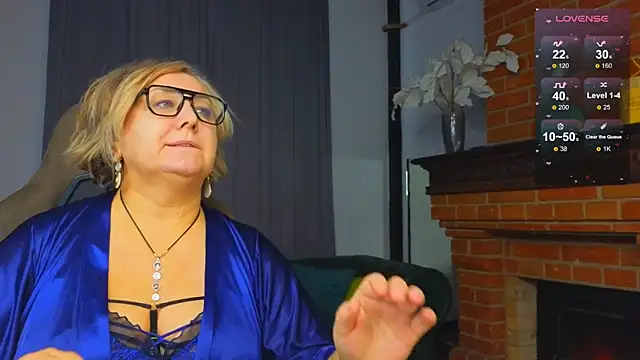 Marta Wils online show from 10-22-25, 02:01