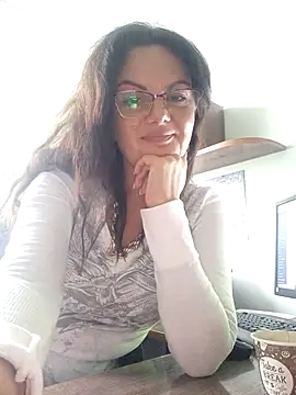 ValeriaLove43211 online show from 09-25-25, 11:14