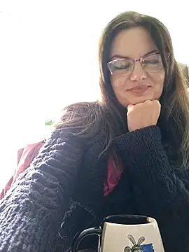 ValeriaLove43211 online show from 10-06-25, 07:50