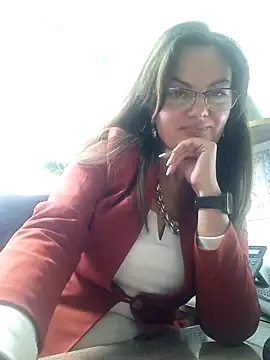 ValeriaLove43211 online show from 10-10-25, 12:48