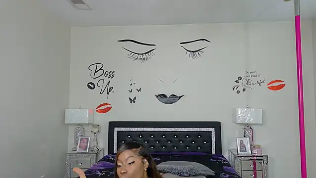 NaomiBanksxxx online show from 09-25-25, 08:45