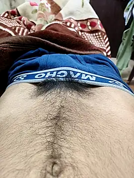 Snapshot of king_boy070 chatting on 12-18-25, 06:14 king boy070 online show from 12-18-25, 06:14