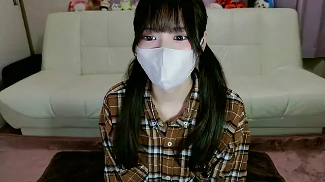 Snapshot of _kai chatting on 10-13-25, 09:42 kai online show from 10-13-25, 09:42