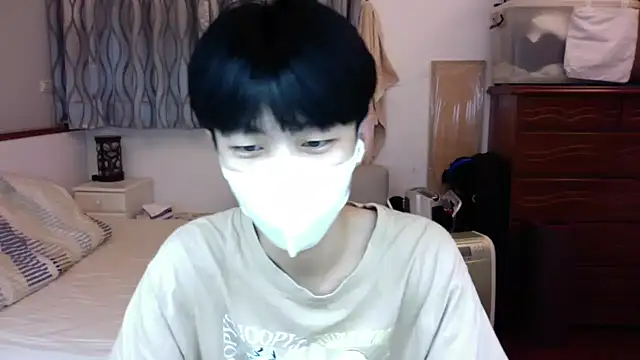 kai101010 online show from 10-31-25, 04:08