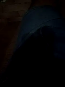 Snapshot of JeffersonRay chatting on 12-17-25, 06:30 JeffersonRay online show from 12-17-25, 06:30