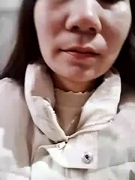 Snapshot of Girl_sexy98 chatting on 01-08-26, 12:35 Girl sexy98 online show from 01-08-26, 12:35