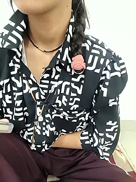 sassyishhu76 online show from 03-24-26, 08:52