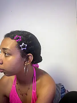 Suzanelee1 online show from 02-02-26, 11:25