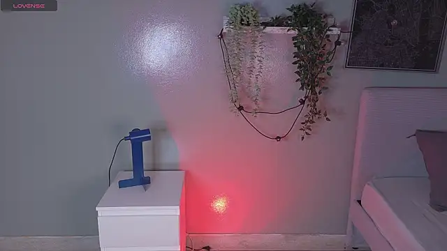 KeendraFox  online show from 02-18-26, 10:44