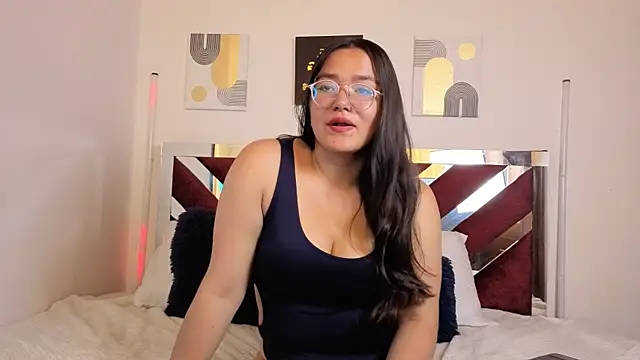 Snapshot of linda_vega1 chatting on 09-22-25, 02:30 linda vega1 online show from 09-22-25, 02:30