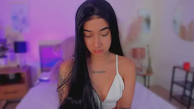 SofiaClarkson online show from 01-19-26, 02:10