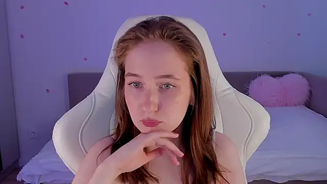 Snapshot of CrystalSoul_ chatting on 10-01-25, 09:59 CrystalSoul online show from 10-01-25, 09:59