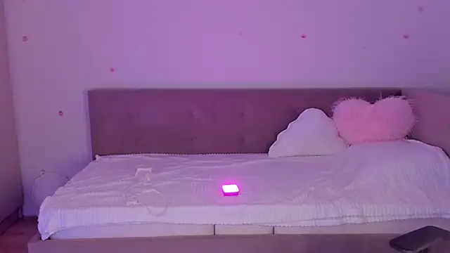 CrystalSoul  online show from 11-18-25, 11:25