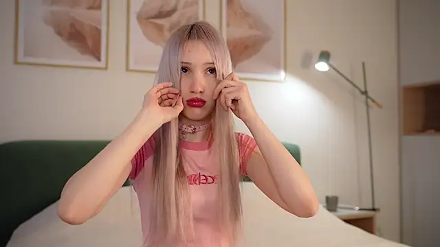 Laura Obsidian online show from 09-26-25, 07:34