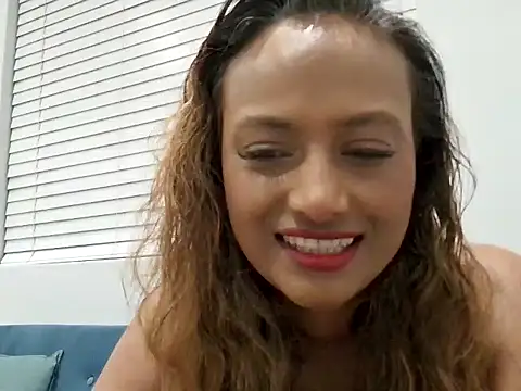 Queen-Of-The-South online show from 10-08-25, 08:28
