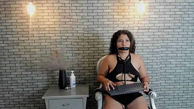 Snapshot of BDSM_MEDUZA chatting on 09-18-25, 12:51 BDSM MEDUZA online show from 09-18-25, 12:51