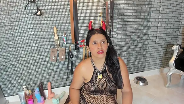 Snapshot of BDSM_MEDUZA chatting on 03-09-26, 04:05 BDSM MEDUZA online show from 03-09-26, 04:05