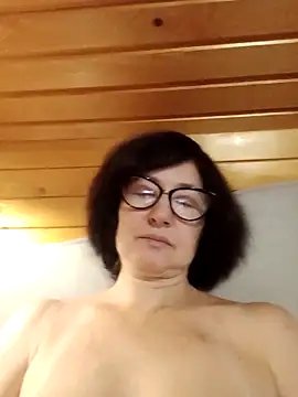 vikimoon11 online show from 10-09-25, 12:47