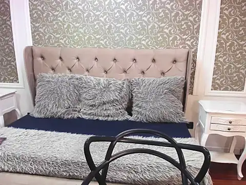 ivet hall online show from 10-14-25, 11:49