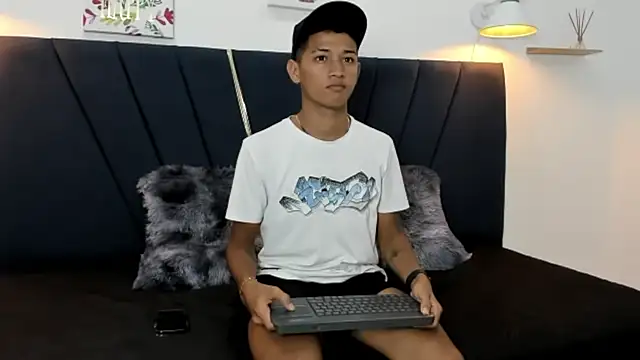 nirox cum23 online show from 09-24-25, 03:32