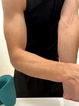 gymratforyouu online show from 11-11-25, 04:45